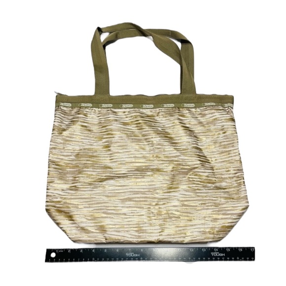 Lesportsac Hailey Tote Shoulder Bag Zipper Top Large Medium Carry On Travel Work - Picture 7 of 7